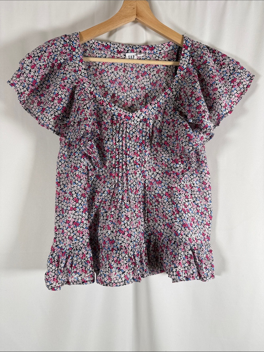 GAP Pink Multi Floral Flutter-Sleeve Blouse